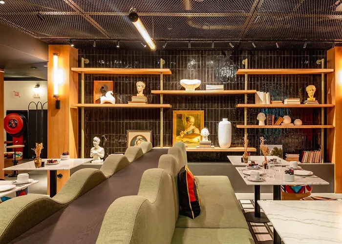 Artcore 4* 波尔图